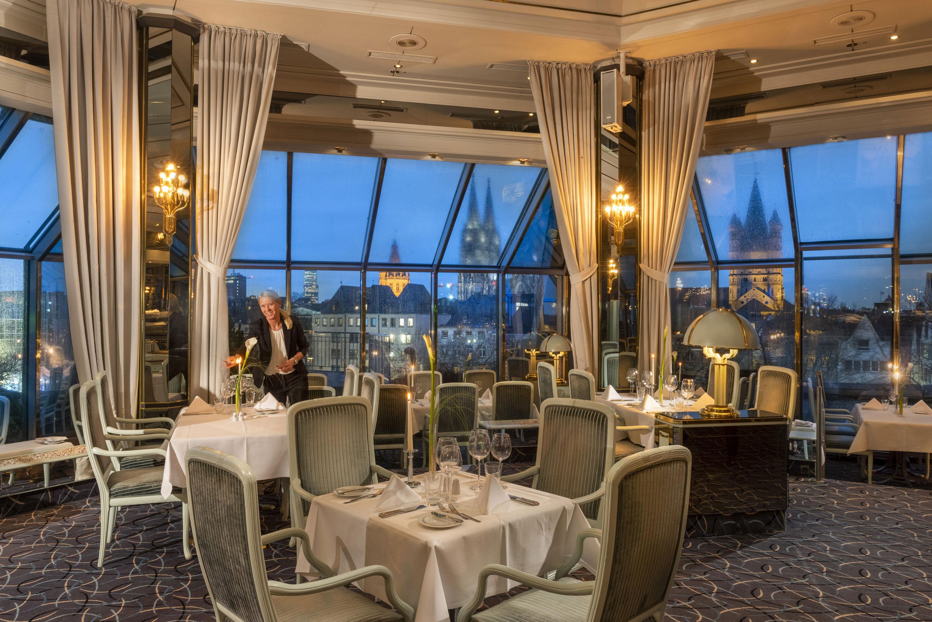 마리팀 호텔 쾰른 외부 사진 Restaurant in Cologne